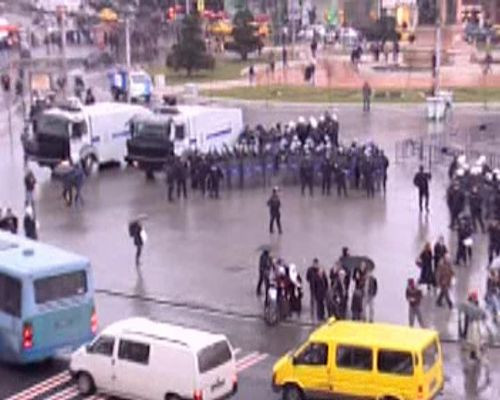 BDP'liler itfaiye aracını böyle yaktı - Resim: 4