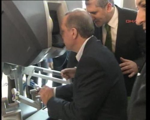 Başbakan Erdoğan ne yapıyor dersiniz? - Resim: 3