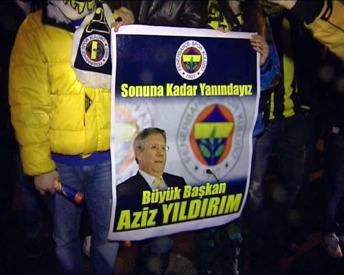 Aziz Yıldırım'ı yalnız bırakmadılar! - Resim: 2