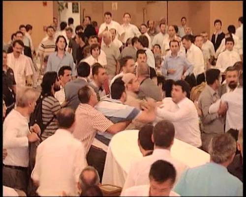 Saadet Partisi'nin iftarında olay - Resim: 2