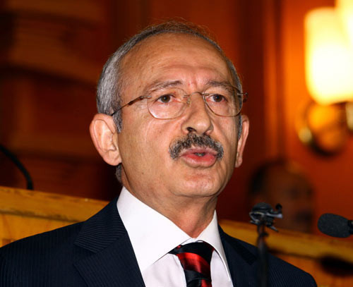 Kılıçdaroğlu kürsüye böyle çıktı - Resim: 4