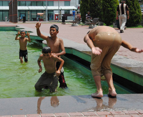İzmir 46 dereceyi gördü - Resim: 2