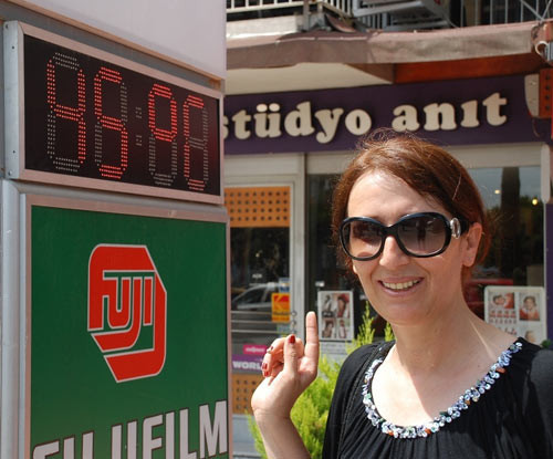 İzmir 46 dereceyi gördü - Resim: 1