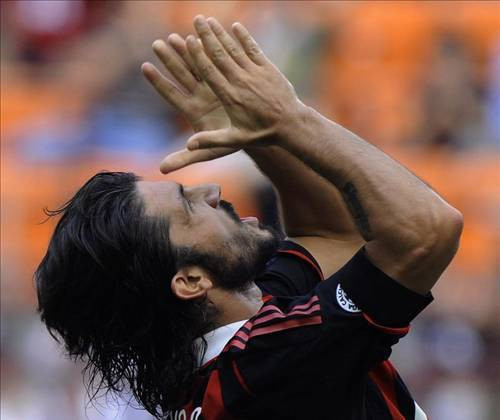 Formasına tapan futbolcular - Resim: 1