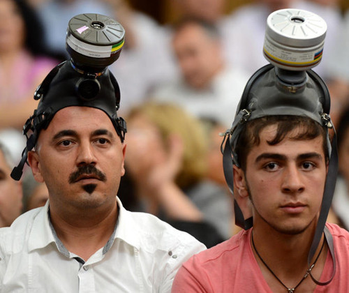 Chp Grubu'ndaki gaz maskeliler - Resim: 1