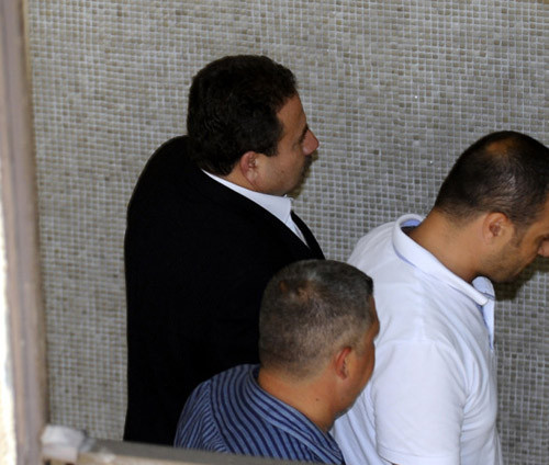 Zahid Akman güle oynaya ifade verdi - Resim: 2