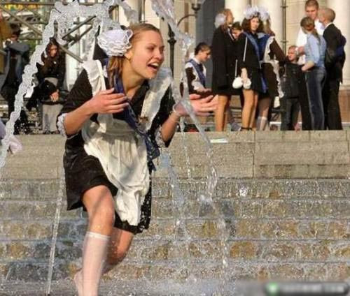 Okulu sevmeyen Rus kızları! - Resim: 1