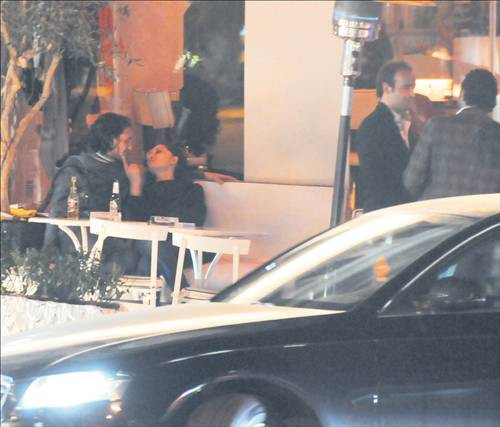 Nurgül Yeşilçay yeni aşkıyla kameralara yakalandı - Resim: 1