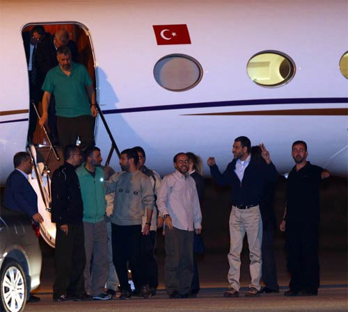 Tutsaklar Türkiye topraklarında... - Resim: 2