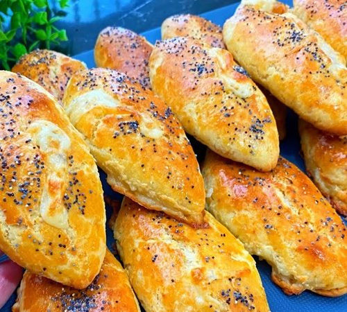 Kahvaltılarınıza renk katacak zeytinyağlı gevrek poğaça tarifi! - Resim: 1