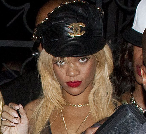 Rihanna çok mutsuz - Resim: 4