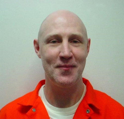 Kuru sıkı mermi ile idam edildi - Resim: 1