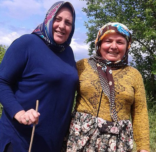 AK Parti'de şok istifa! Sarı saçlı fotoğrafını paylaşınca... - Resim: 4