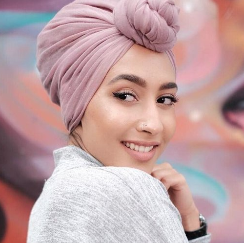 Müslüman model türbanı yüzünden işinden oldu - Resim: 4