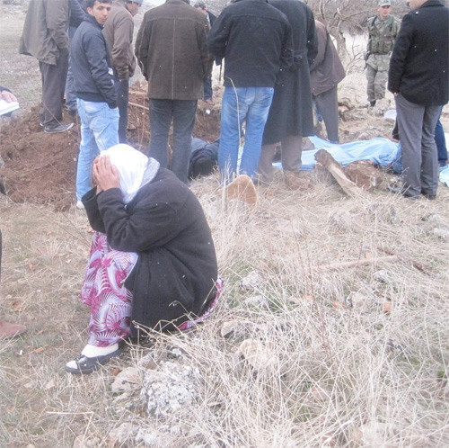 Kocasının kemiklerine sevindi! - Resim: 3