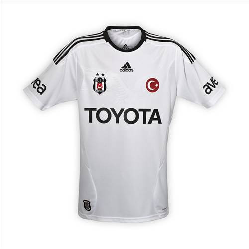 İşte Kartal'ın yeni sezon forması - Resim: 1