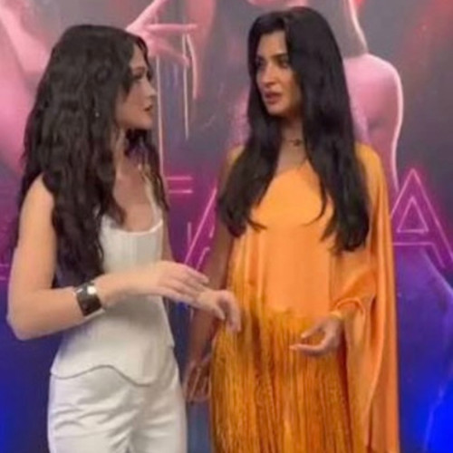 Galada gerilim! Tuba Büyüküstün ve Derya Pınar Ak arasında neler yaşandı?
