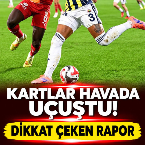 Galatasaray-Fenerbahçe derbilerinde kartlar havada uçuştu!