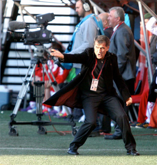 Karadeniz fırtınası Antalya'da durdu - Resim: 2