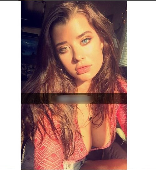 Ünlü güzelin bir gözü kahve diğeri mavi - Resim: 1