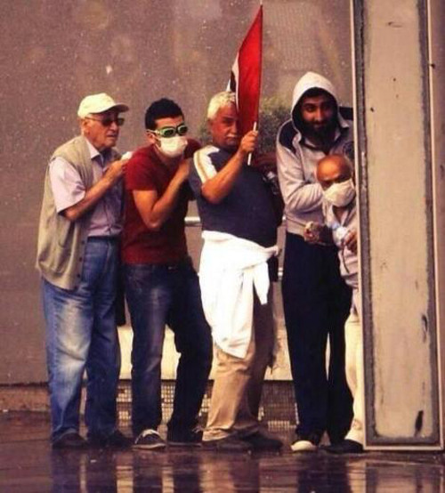 Gezi olaylarının unutulmaz kareleri - Resim: 2