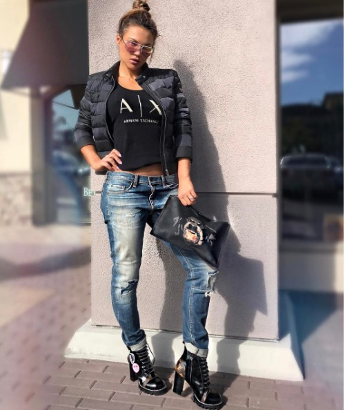 Bir ülke kadar takipçisi var bu kadın İnstagram'ı sallıyor - Resim: 2