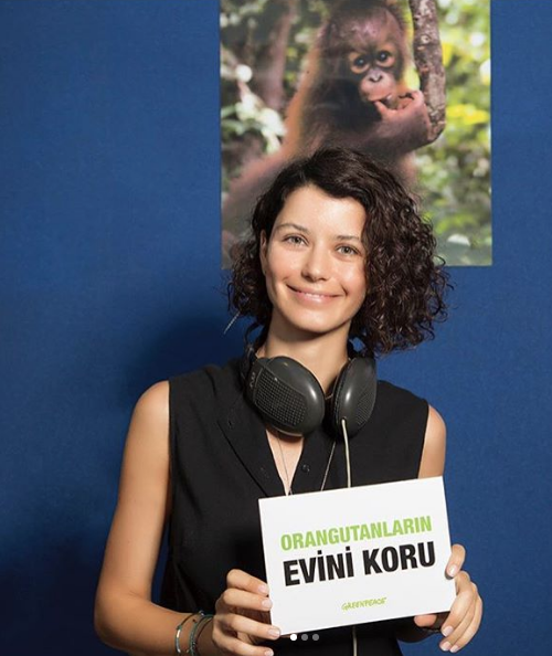 Beren Saat amuda kalktığı pozuyla beğenileri topladı Instagram'ı salladı - Resim: 2