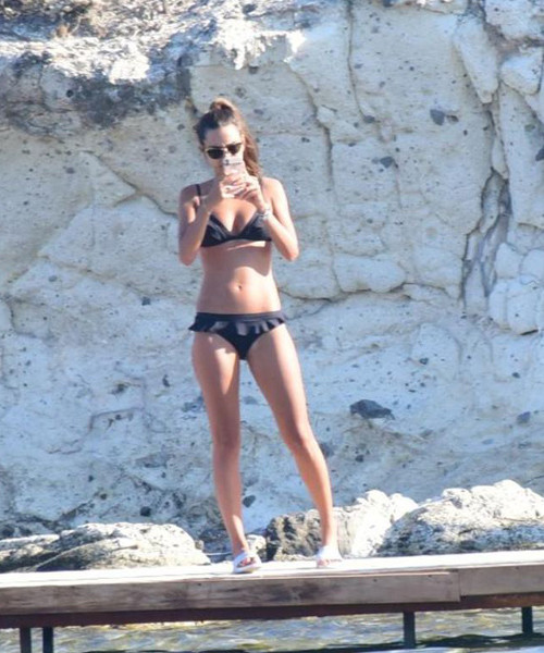 Almanlar yuhalamıştı Amine sahip çıktı! Mesut'a teselli tatili - Resim: 3