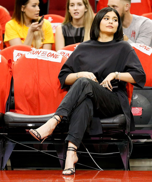 Korsanlar Kylie Jenner'ın çıplak fotoğraflarını paylaşacak! - Resim: 2