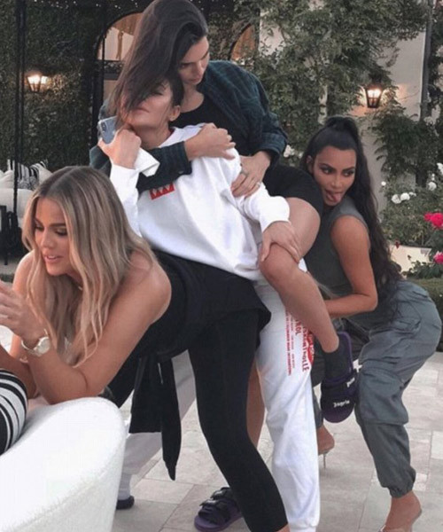 Kylie Jenner'ın minik bebeği Stormi gittikçe değişiyor son haline bakın! - Resim: 4