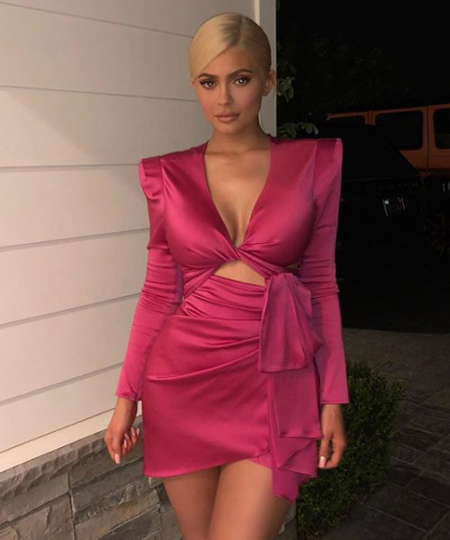 Denizde kum Travis'de para! Kylie Jenner'a aldığı doğum günü hediyesi yine bomba - Resim: 3