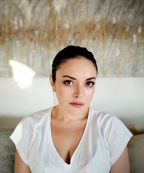 Ezgi Mola: Anne olmayı çok istedim ama bunun için önce bana bir koca lazım - Resim: 4