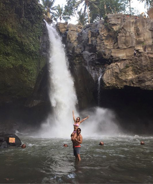 Özge Özder Sinan Güleryüz çiftinin aşk kokan balayı tatili!  - Resim: 4