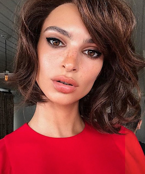 Bu kadın sınır tanımıyor Emily Ratajkowski yine çok cesur! - Resim: 1