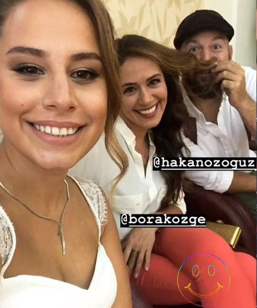 Güldür Güldür Show'un Bahar Candan'ı Aslı İnandık evlendi! - Resim: 3