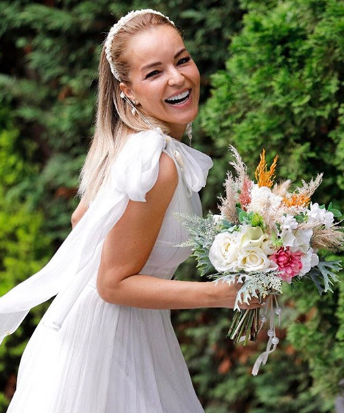 Bengü son paylaşımıyla 'boşanıyorlar' iddialarına son noktayı koydu!  - Resim: 3