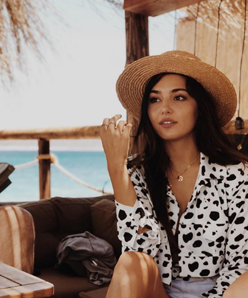 Zor günler geçiriyor! Hande Erçel'den duygusal paylaşım - Resim: 1