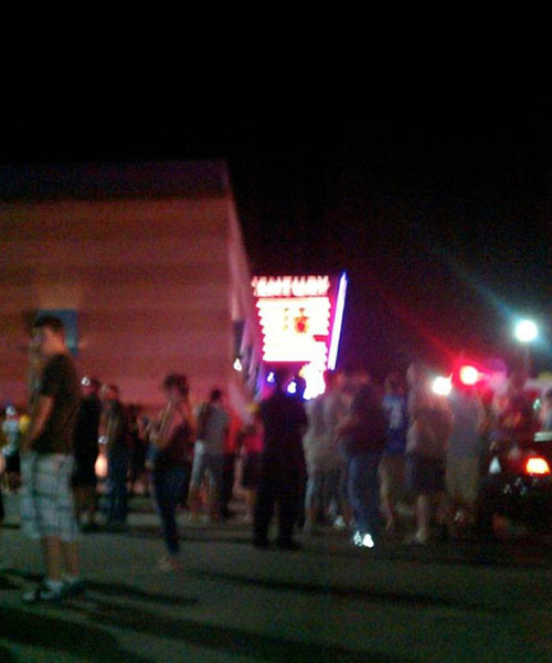 Olaylı galadan ilk fotoğraflar geldi! - Resim: 1