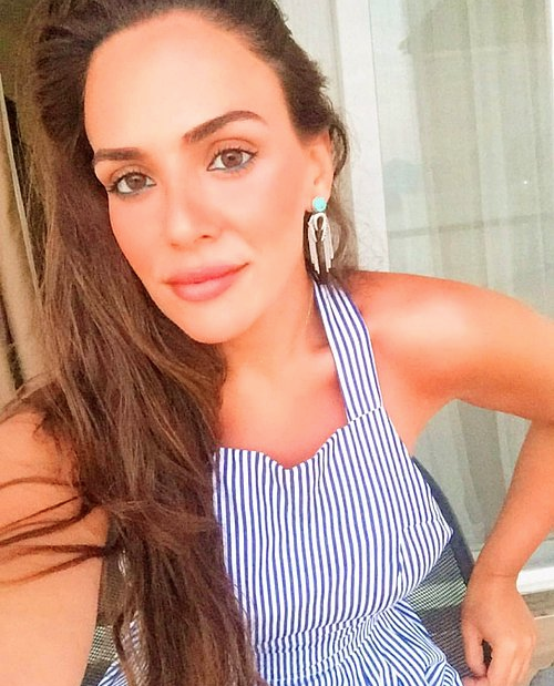 Erce Baykal kimdir Buket Aydın'dan boşandı mı? Erce Baykal mesleği nedir? - Resim: 3