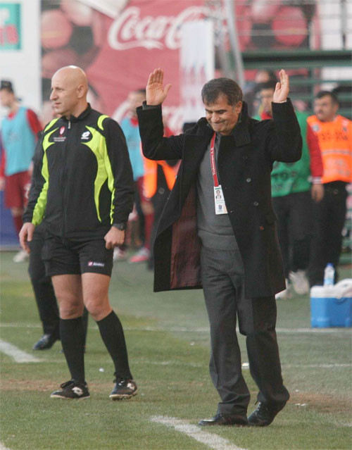 Karadeniz fırtınası Antalya'da durdu - Resim: 1