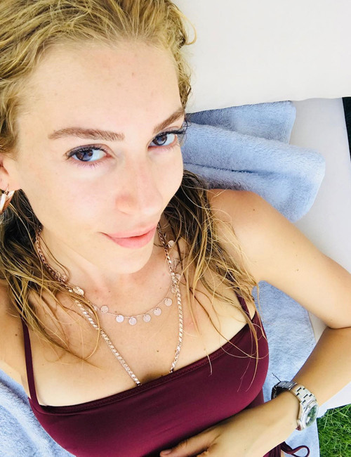 Sinem Kobal paylaştı sosyal medya sallandı! - Resim: 4