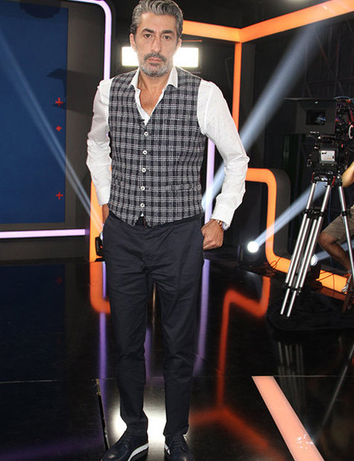 İrem Sak sorusu Erkan Petekkaya'yı  küplere bindirdi! - Resim: 2