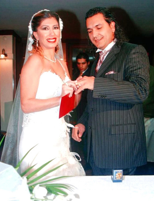 Arabada basılanlar öpüşürken yakalananlar! İşte eşlerini aldatan ünlüler - Resim: 1