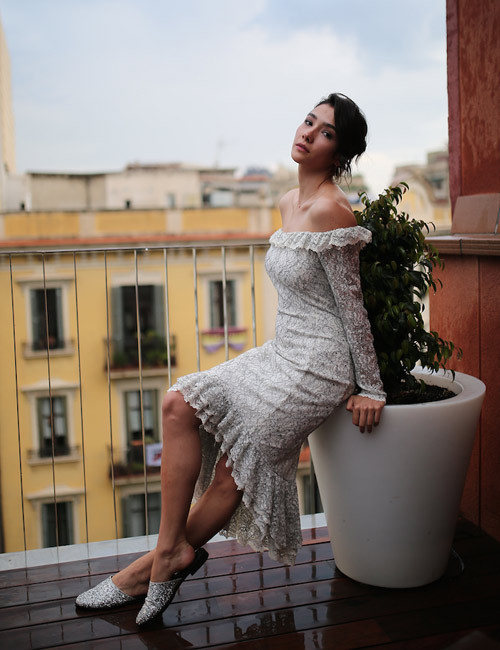 Söz dizisinin Bahar'I Aybüke Pusat'ın projesi belli oldu! Rol arkadaşı bomba - Resim: 2