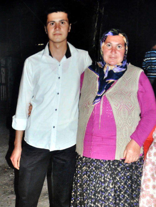 Baba ocaklarına ateş düştü - Resim: 2