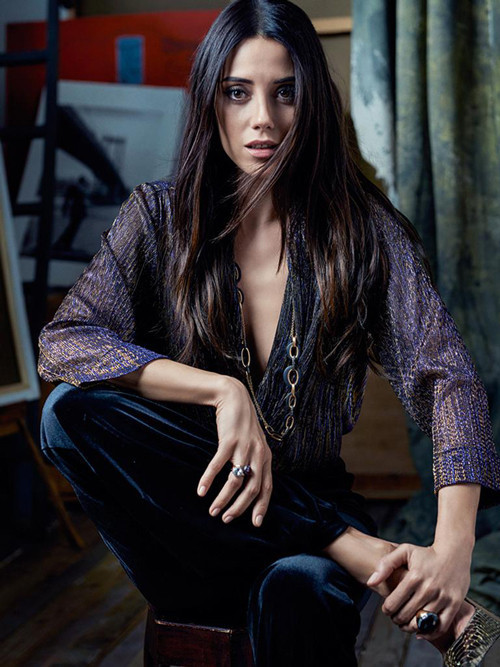 Cansu Dere'den 'Fatih' açıklaması dizide rol alacak mı? - Resim: 1