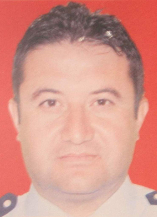 Şehit Babasını böyle uğurladı - Resim: 1