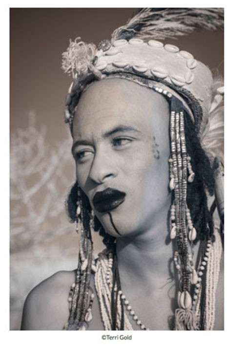 Bu kabilenin erkekleri süsleniyor - Resim: 2