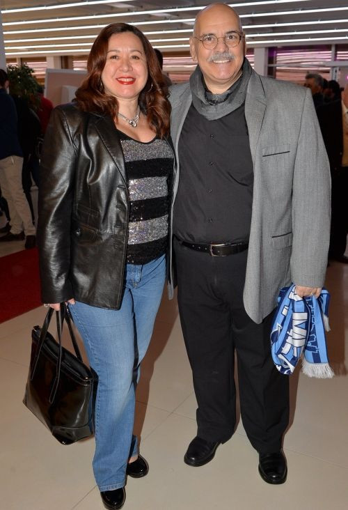 Rasim Öztekin'in eşi Esra Kazancıbaşı'ndan ağlatan mektup gözyaşlarıyla yazdı - Resim: 1