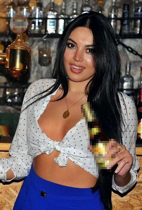 İzmirli avukatın mankenlik pozlarına bakın! - Resim: 4